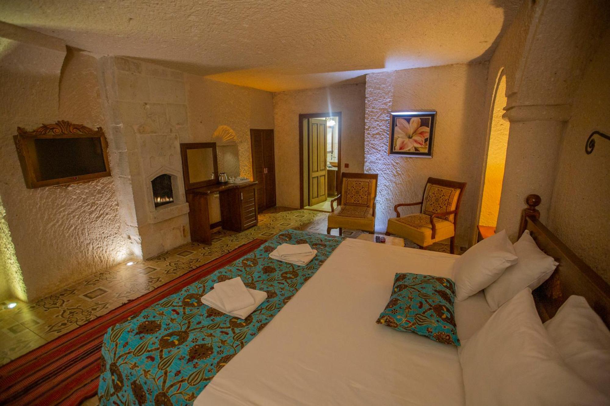 Hermes Cave Hotel Uchisar Zimmer foto