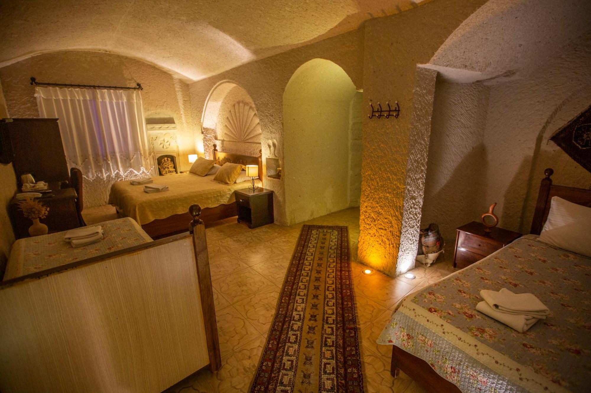 Hermes Cave Hotel Uchisar Zimmer foto
